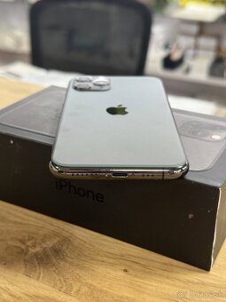 iPhone 11 Pro Space Gray 256GB - 5