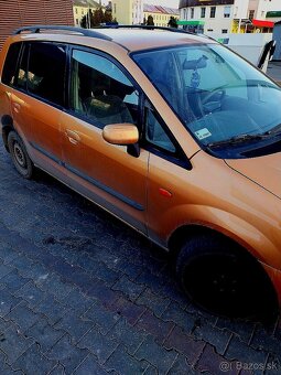 Mazda Premacy - 5