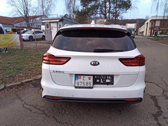 Kia Ceed combi 1,6 CRDi Business 85kw r.2020 - 5