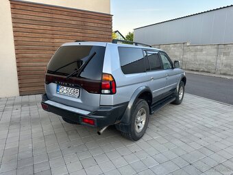 Mitsubishi Pajero Sport 2.5 TD GLX - 5