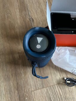 JBL Flip6 reproduktor - 5