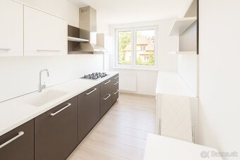 NOVÁ CENA Krásny byt so záhradou v Rusovciach - 5