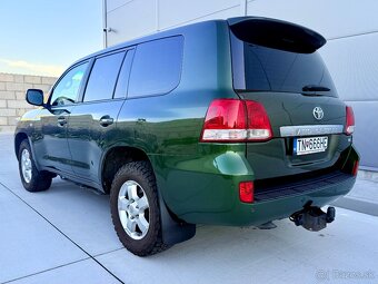 Toyota Land Cruiser 200 4.5 V8 - 5