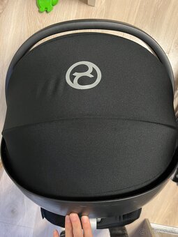 Cybex aton 5 a základňa - 5