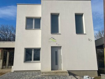 Novostavba z kvalitných materiálov - v stave HOLODOM - 235.0 - 5