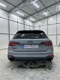 Audi RS4 Avant Combi 400 kw ( keramické brzdy ) - 5
