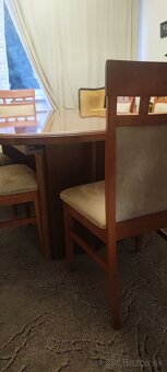 Jedálenský stôl - 5