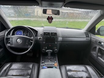 Volkwagen Touareg 3,0 TDi - 5