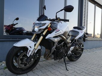Suzuki GSR 750 ABS - 5