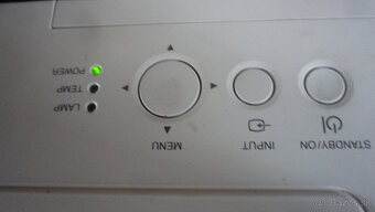 Predam Funkcny Projektory HITACHI CP-CX300WN - 5