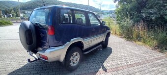 Nissan Terrano II, 2,7TD 92kW 4x4 M5 - 5
