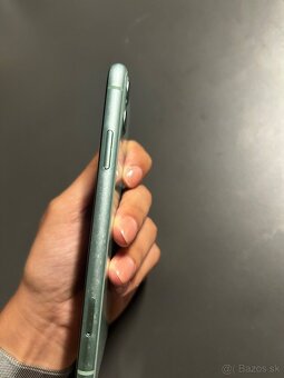 Predám iPhone 11 Lime Green – na súčiastky - 5