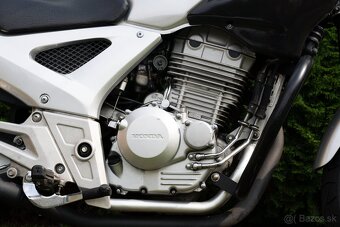 Honda CBF250 - 5