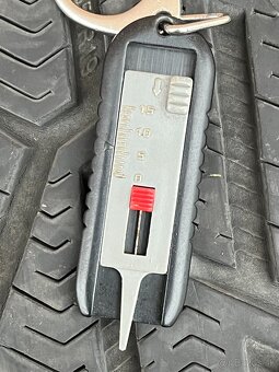 Sebring SUV SNOW 235/55/r19 zimné - 5