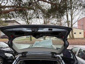 Rozpredam VW Passat B6 Combi 2.0 tdi - 5