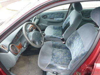 Renault megane 1,4i 1997 - 5