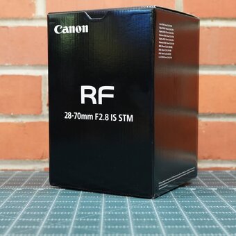 Canon RF 28-70 mm f/2,8 IS STM - 5