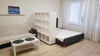 1 izb. s balkónom Vyšehradská (staršia novostavba) - 5