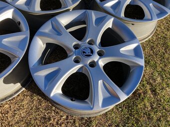 Org Alu disky ŠKODA 5x112 7J ET54 - 5