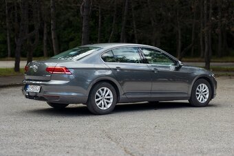 Volkswagen Passat 2.0 TDI Comfortline Business, 1.majiteľ - 5