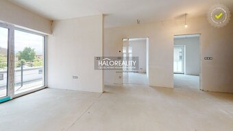 HALO reality - Predaj, štvorizbový byt Liptovská Teplá - NOV - 5