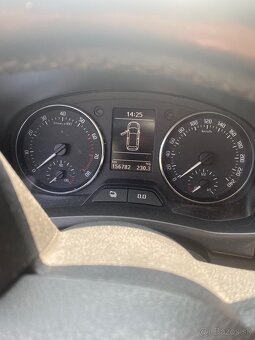 Skoda roomster predam v celku na diely cena dohoda - 5