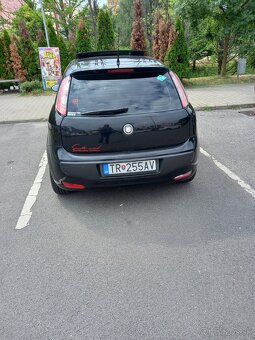 Fiat Grande Punto - 5