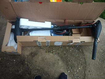 Na predaj hliníková rybárska a rekreačná loď. - 5