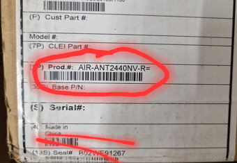 8x cisco  AIR-CAP3502E-E-K9 = 50€  | 8x AIR-ANT2440NV-R €100 - 5