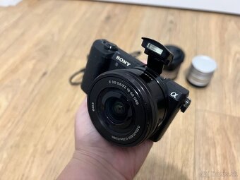 Sony A5100 bezzrkadlovka + dva objektívy - 5