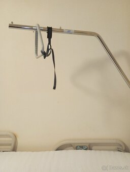 Elektrická zdravotnú polohovacia posteľ - 5