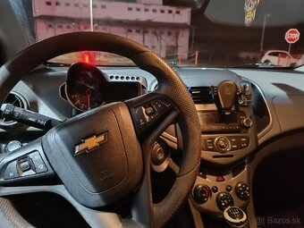 Chevrolet aveo 1.2 benzín 63 kw 2011 - 5
