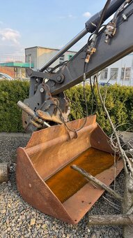 Kolové rypadlo VOLVO EW 180C - 5