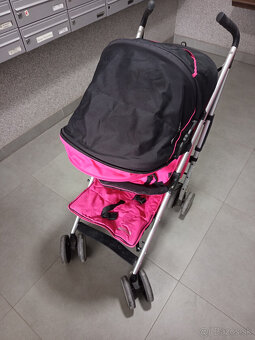 Ľahko sklápateľná bugina- Hauck - 5