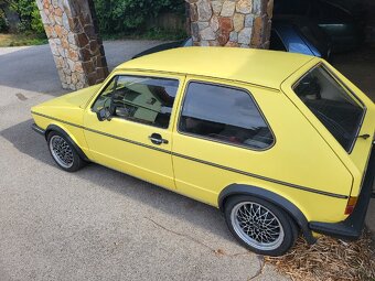 Volkswagen Golf MK1 – r. 1979 – 1.6D – veterán - 5