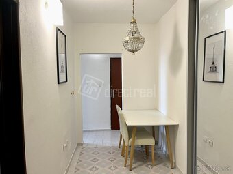 Na prenájom 2-izb kompletne zariadený byt so zasklenou … - 5