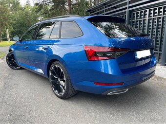 ŠKODA SUPERB iV COMBI TSI SPORTLINE - 5