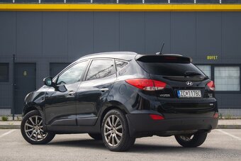 Hyundai ix35 2.0 CRDi VGT Premium 4x4 A/T /AJ NA SPLATKY/ - 5
