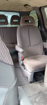 Chrysler Voyager 2.5 - 5