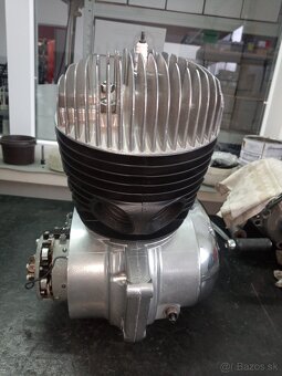 Motor Jawa 590 - 5