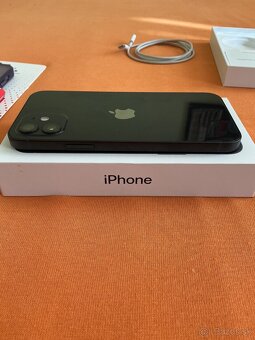 Predám iPhone 12 64 Black - 5