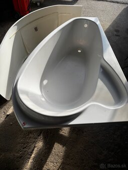 Laminátová vaňa rohova - 5