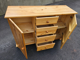 Komoda z masívu - 5