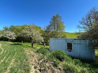 Slnečný pozemok na výstavbu rodinného domu, 1607 m2 - 5