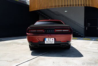 Dodge Challenger 5.7 V8 HEMI A/T 2019 - 5