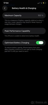 iPhone 11 (RED) 64gb -(Magsafe) - 5