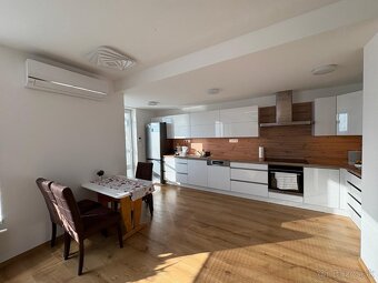 3-izbový byt s veľkou terasou a západmi slnka - 5