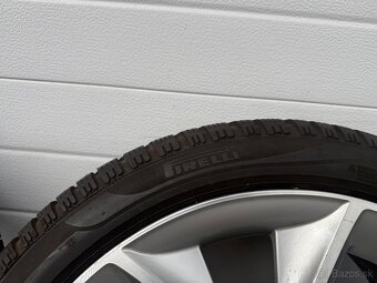 ORIGINAL ŠKODA KAROQ DISKY 5x112 R19 225/45 R19 ZIMA PIRELLI - 5