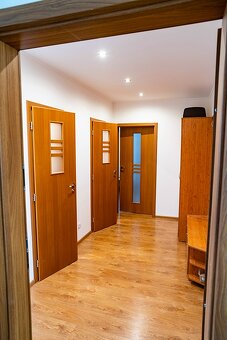 2-IZBOVÝ BYT NA ULICI MLÁDEŽE-ZNÍŽENÁ CENA - 5