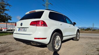 Volkswagen Touareg II 3.0 V6 TDI 240k BMT Premium 4XMOTION - 5